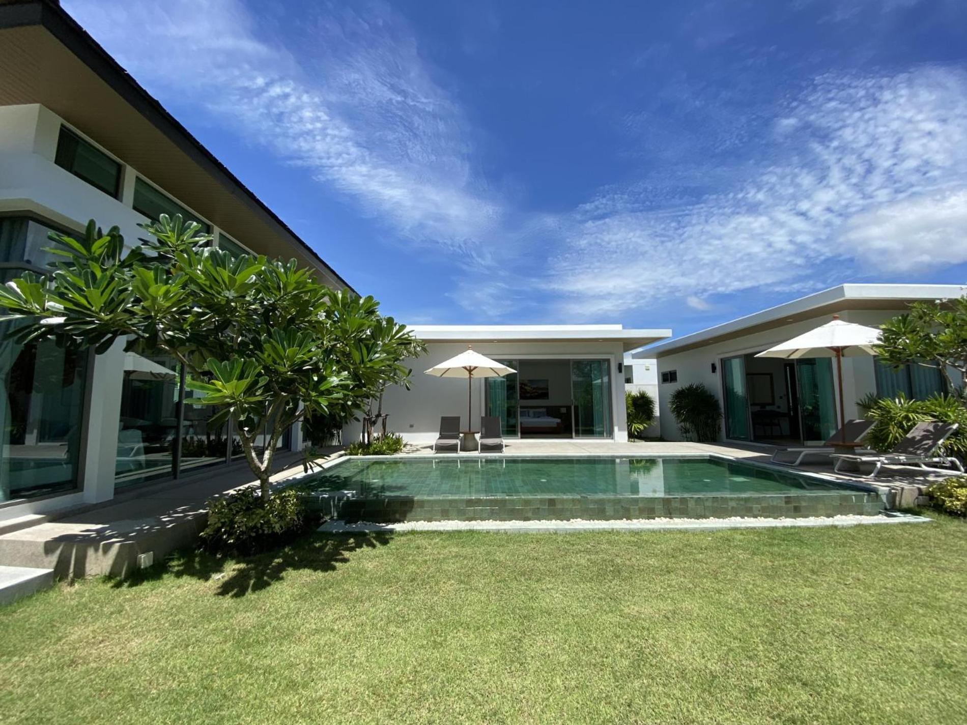 Luxury Villa Serenity In The Heart Of Bangtao Thalang Exterior photo